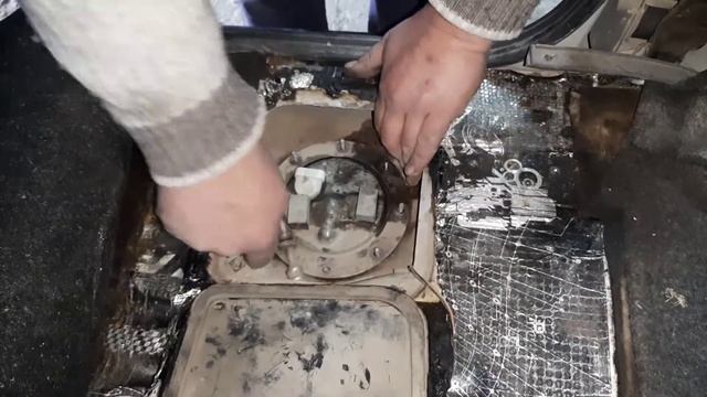 УАЗ Патриот не заводится ll Замена бензонасоса смотреть онлайн