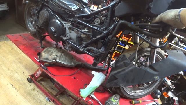 177. Разная техника. Видео с косяком изображения(((. смотреть онлайн