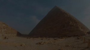 Какие тайны скрывают египетские пирамиды?Почему египетские пирамиды считаются чудом света?
