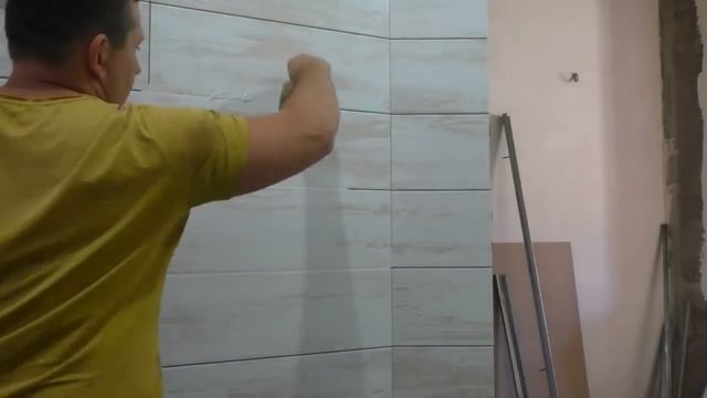 Дешёвка 24, затирка швов на плитке, Монтаж потолка в ванной и в туалете своими руками. смотреть онлайн