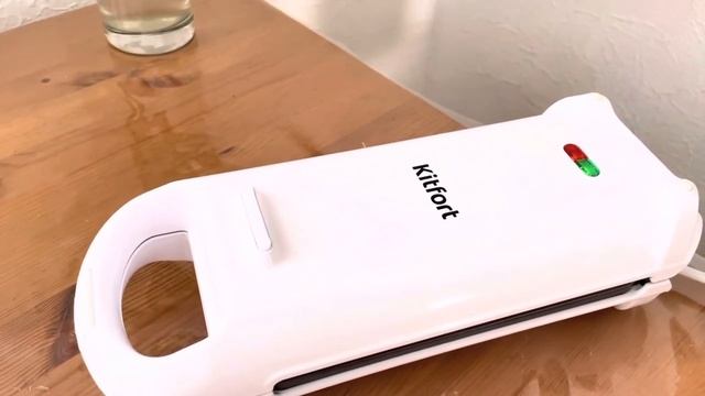 Шпинатные вафли в вафельнице Kitfort KT-1643. смотреть онлайн