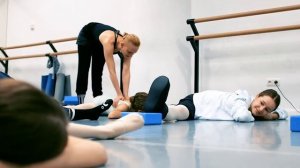 Extreme Stretching &  Contortions