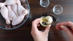 Куриные голени в соево-медовом маринаде с картошкой.Chicken drumsticks in soy-honey marinade.