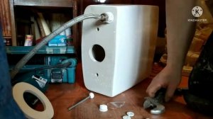 Замена унитаза. Расчеканка чугунного раструба. Ускоренное видео.