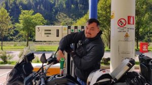 Заправка в Италии. Цена на бензин, дизельное топливо и газ. Особенности заправки бензином и газом.