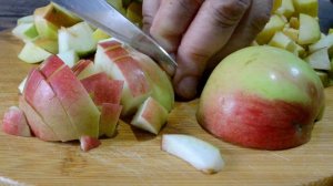 Еда для диабетика | Яблочный пирог типа шарлотки из ц/з и ржаной муки. Два мнения на один рецепт.