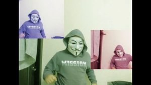 анонимус танцует под амогус