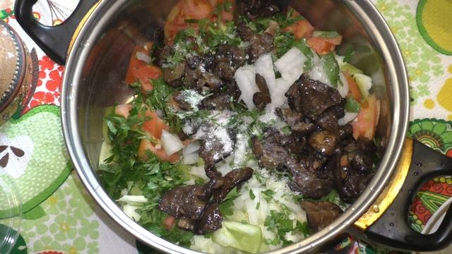запечённые кабачки и перцы фаршированные овощами и грибами