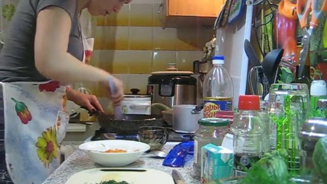 Спагетти с курицей в соевом соусе. смотреть онлайн