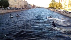 Придурки на гидроциклах