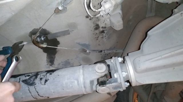 Как правильно отрегулировать подтянуть ручник нива шевроле смотреть онлайн