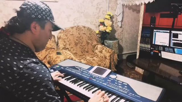 Шамиль Ханаев & Ансамбль Мелодии Гор_Салам Аварцам смотреть онлайн