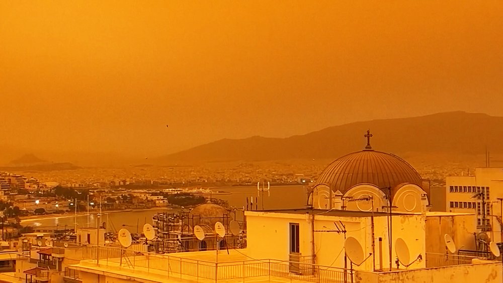 Афины накрыла пришедшая из пустыни Сахара мгла / События на ТВЦ