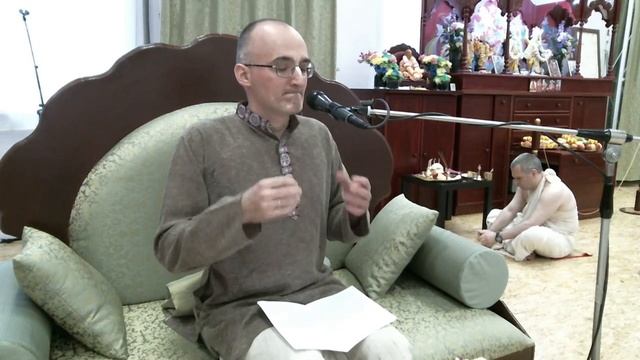 2016 06 12 Вс    СПб КЦ Гаура  Вс Программа и Киртаны  Л я Е М  Бала Гопала  Пр