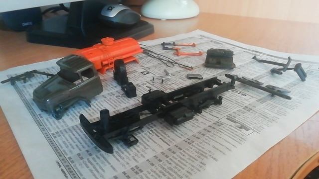 СБОРКА ЗИЛА-131 АЦ 4,0 ОТ AVD MODELS!!! ВСЁ ПО ПОРЯДКУ смотреть онлайн