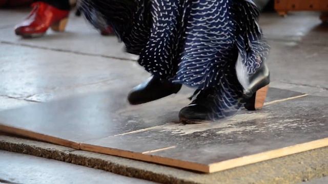 Flamenco en Plaza de España, Sevilla смотреть онлайн