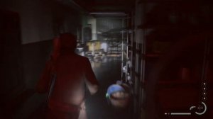 Alan wake 2:  где найти фотографии Элис в коробке в подвале