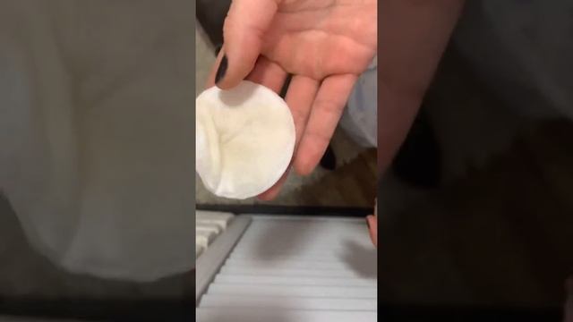 Как чистить собакам уши? смотреть онлайн