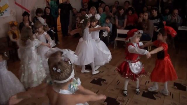 Новоайдар Детсад Солнышко Ср Гр Колобок Новый Год 2015 смотреть онлайн