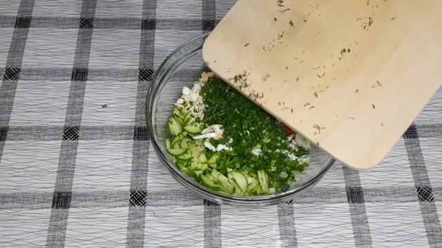 ХИТ Салат 2022❗ с капустой кукурузой и огурцом,по которому Мы скучали! смотреть онлайн