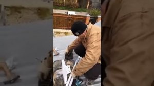 Установка крепежа снегозадержателя