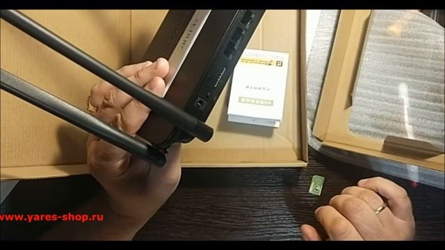 Распаковка и быстрый обзор роутера с сим модулем (4G) смотреть онлайн