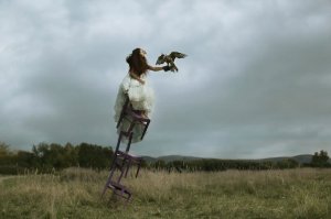 ПРОСИТЬ СЧАСТЬЕ У НЕБА. ДЛЯ ВСЕХ. ВЕДЬМИНА ИЗБА. ИНГА ХОСРОЕВА.mp4