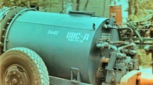 Машины в саду, 1978.