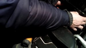 Замена воздушного фильтра на OPEL MOKKA 1.8