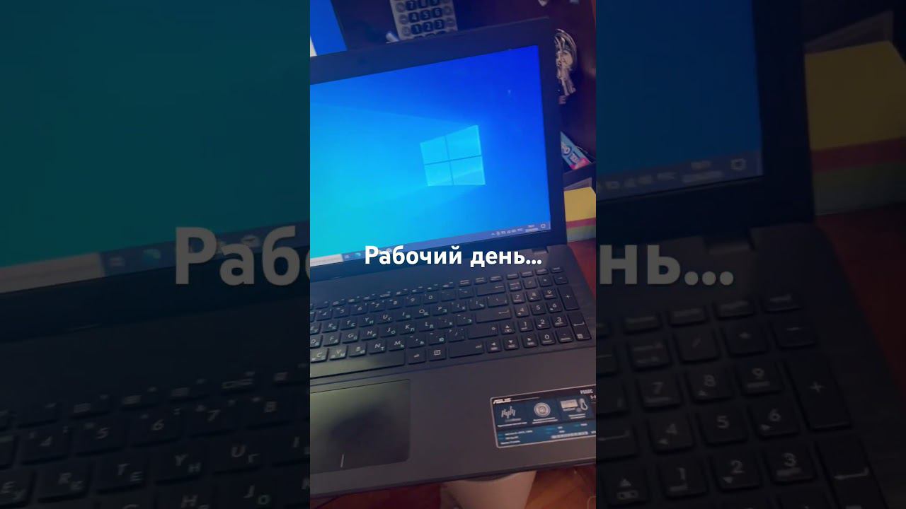 Рабочий день… #рокетремонт #рабочийдень #обзор #гаджет #компьютер #ремонттехники