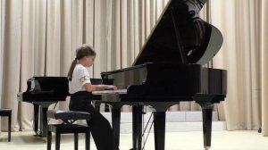 Д. Левидова. Этюд. Исполняет Лавданская Диана