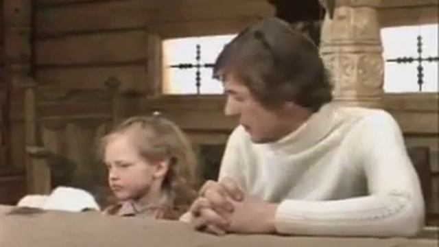 Виторган чародеи. Чародеи фильм 1982 анна ашимова. Скатерть самобранка чароде. Скатерть самобранка чароде. Чародеи фильм.