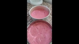 Рецепт торта розовый / красный бархат по шагам, крем Чиз и сюрприз из М&М денс