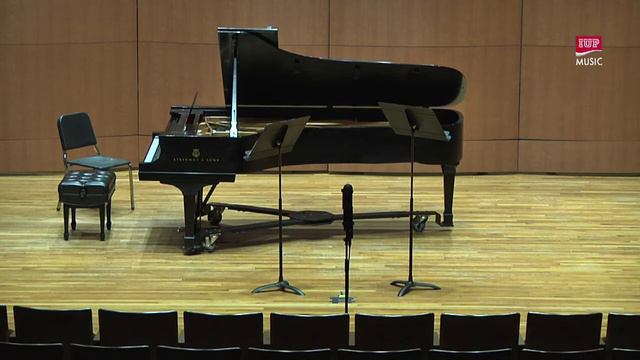 A FACULTY RECITAL - Therese Wacker, flute & piccolo смотреть онлайн