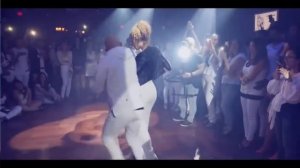 И ВОТ ОПЯТЬ ИДЕТ ДОЖДЬ