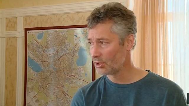 ЗАЧЕМ НУЖНЫ ГОЛУБИ? ПРОБЛЕМА ГОРОДСКИХ ГОЛУБЕЙ смотреть онлайн