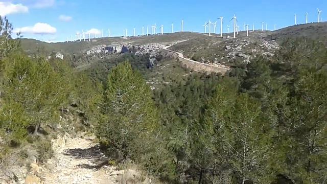 Ищем и находим снег в марте в 15 минутах от Салоу☺ смотреть онлайн