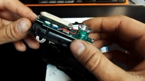 Разбор светодиодного налобного фонаря с зарядкой по Micro USB и аккумулятором 18650 из Fix-Price