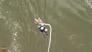Bungy jumping - оборвался трос?