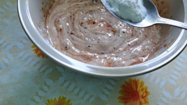 Что сделать с засахаревшимся вареньем? Простой кекс на варенье. смотреть онлайн