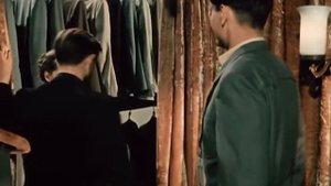 За витриной универмага 1955 Эпизод 1