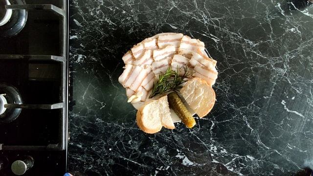 САЛО В КАЙФ! с мраморными прожилками, собственного посола спустя неделю смотреть онлайн