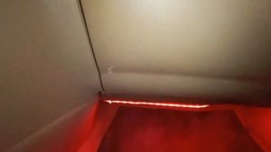 Подсветка ног в салоне своими руками.