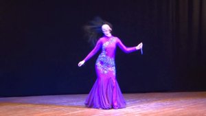 Елена Сазонова - Hacha dance. (Иракский фольклор). Iraqi dance Kawlia. Танец с ножами.