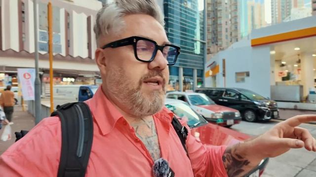 Что делать в Гонконге？ Один день с Максом ВерникомЧто делать в Гонконге? Один день с Максом Верником смотреть онлайн