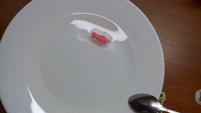 ?Морские животные из капсул - серия 11. Губка Рыба-меч ? . Видео для детей про детские опыты смотреть онлайн