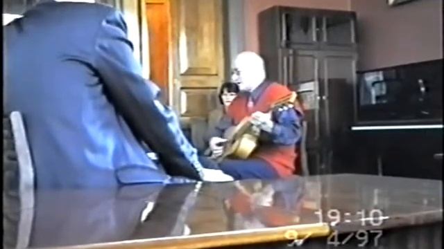 Зацелована,околдована...(поёт Валерий Стуков)