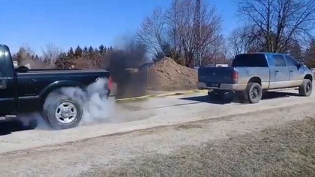 Ford against Dodge, equal weight pound for pound смотреть онлайн