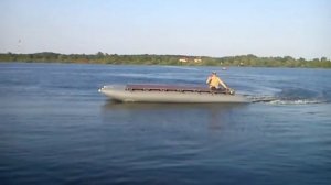 Надувной катамаран (тримаран) с мотором. Испытания.