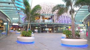 Gold Coast Australia Walking Tour - Surfers Paradise at Sunset | 4K HDR
